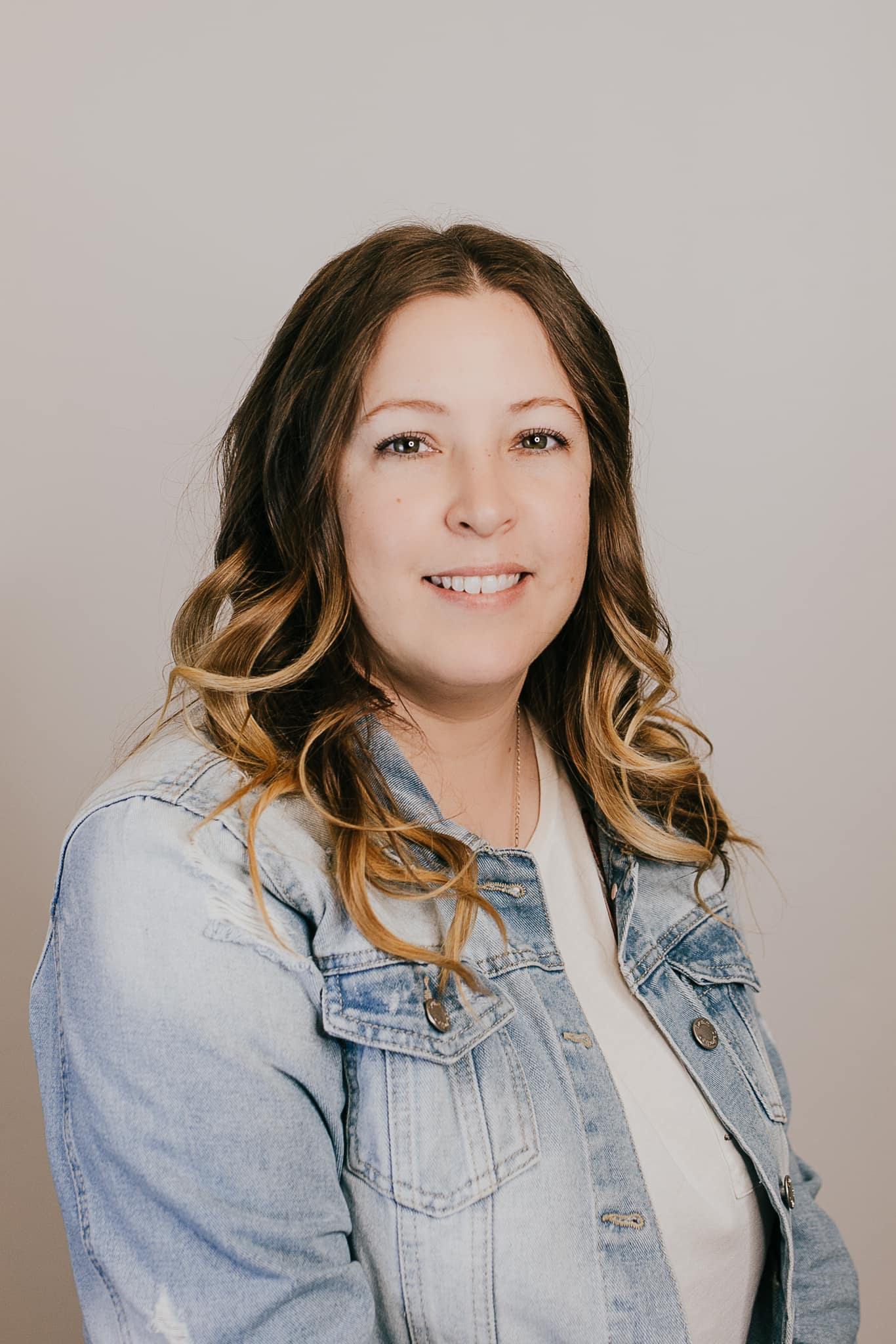 Teal, Social Media at Pro Solutions Air